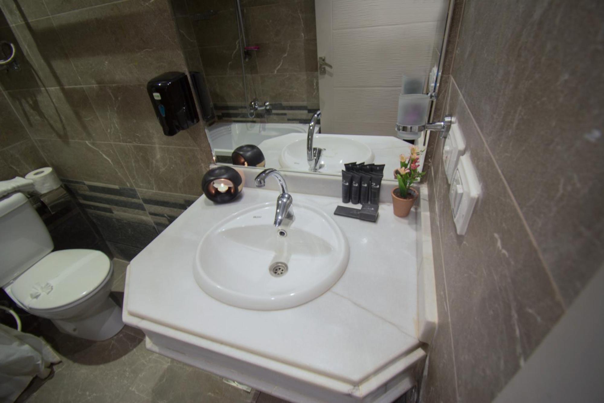 Nile Guardian Hotel Giza Zewnętrze zdjęcie
